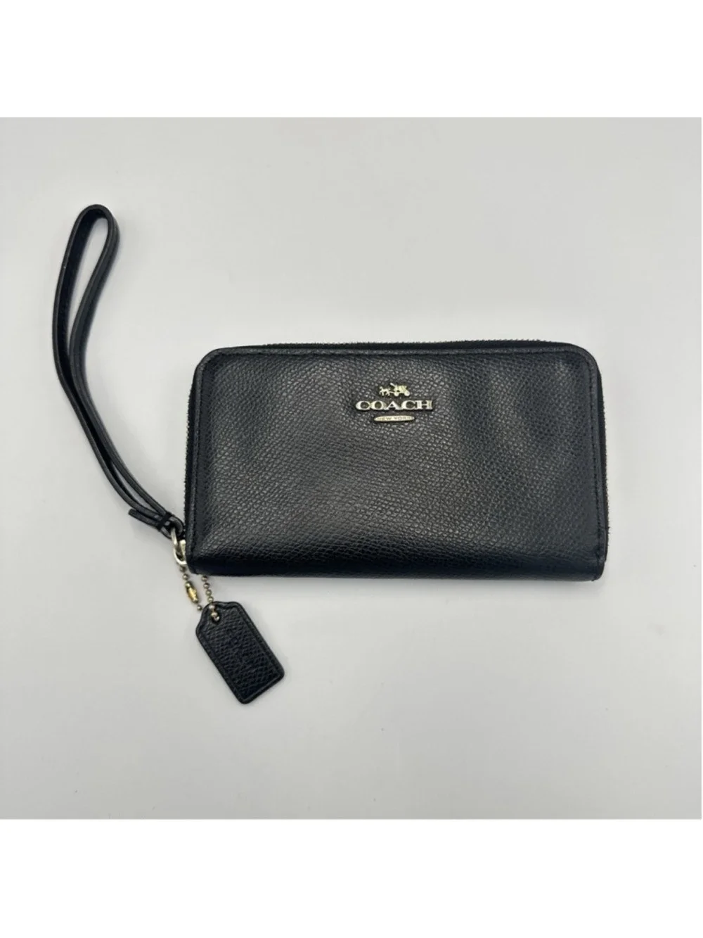 Coach medium cross